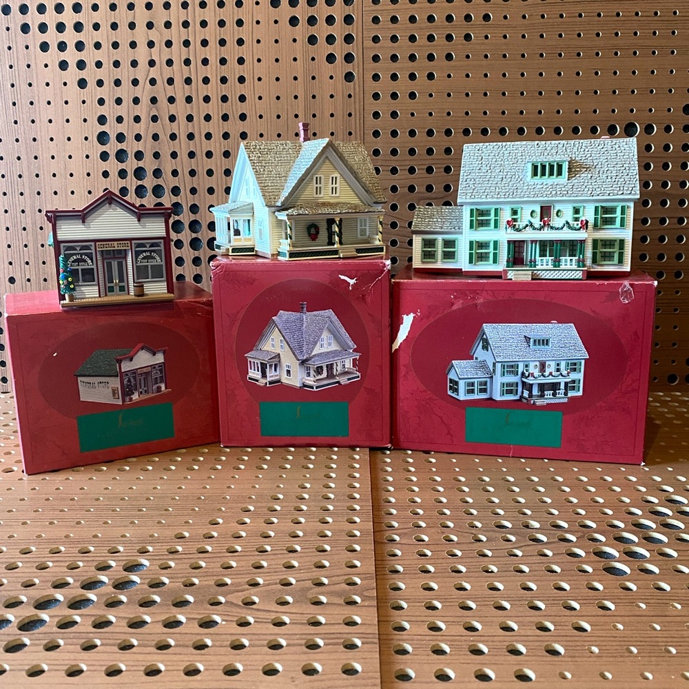 Vintage hallmark Sarah plain and tall holiday Christmas village 3 piece